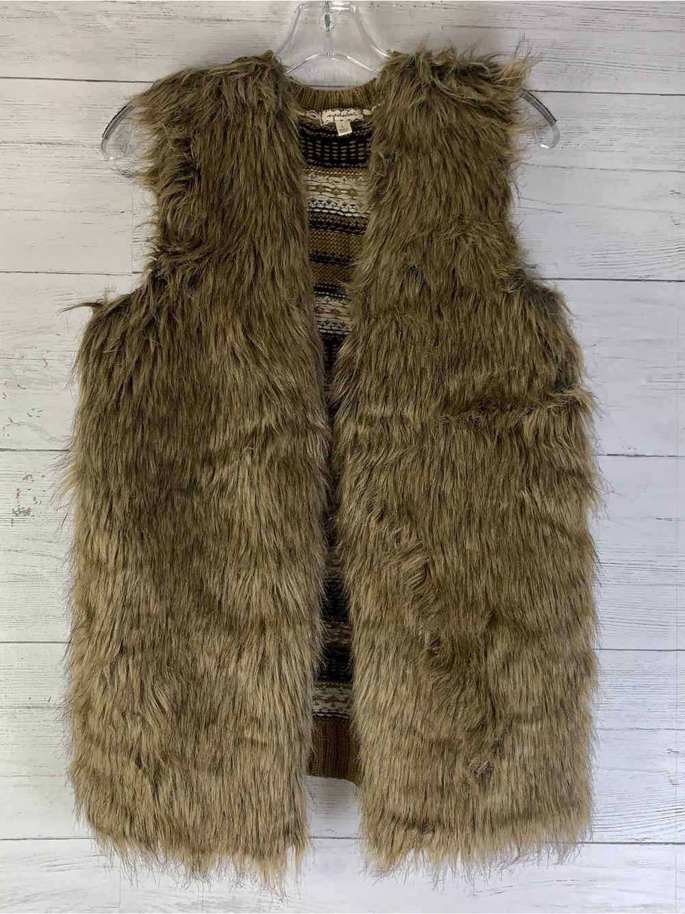 Eyeshadow women's Faux Fur Vest w/Patterned Knit Back L